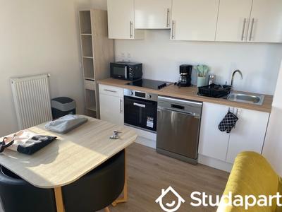 Chambre - 12 m² - 1 pièce