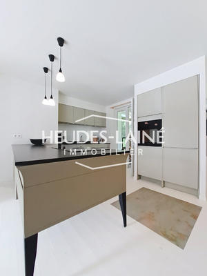 Maison - 102 m² - 6 pièces