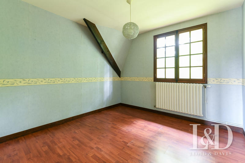 Maison - 310 m² - 14 pièces