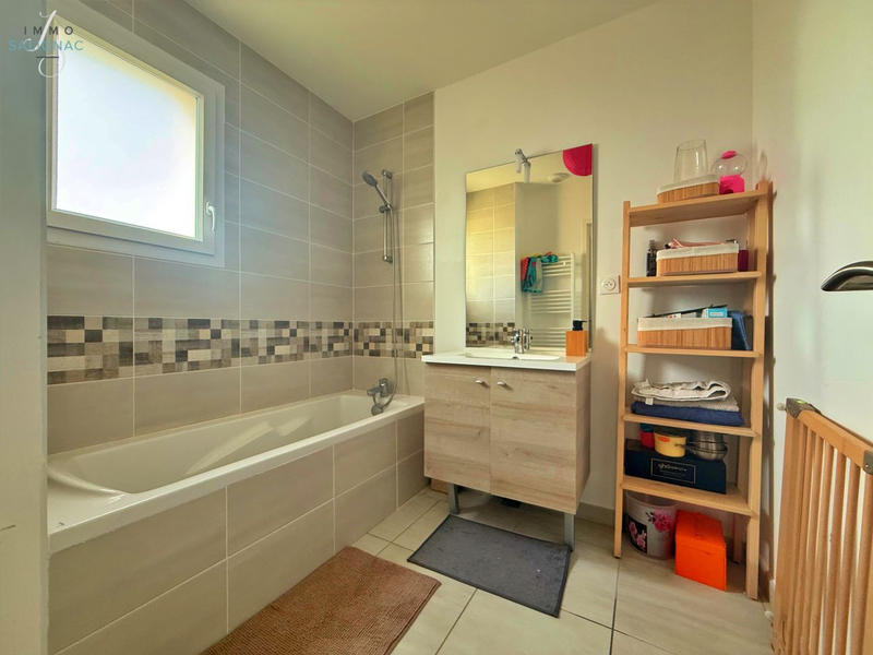 Maison - 85 m² - 4 pièces