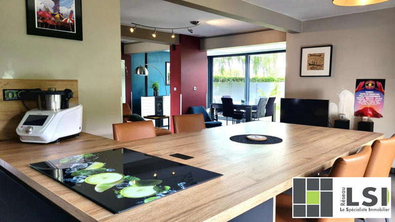 Maison contemporaine - 165 m² - 10 pièces