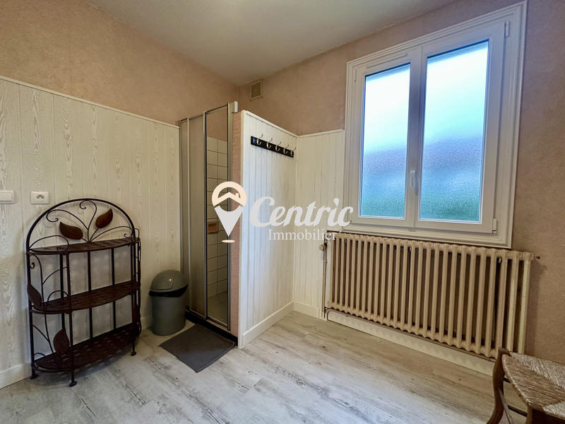 Maison - 95 m² - 5 pièces