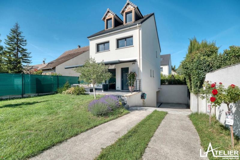Maison - 115 m² - 6 pièces