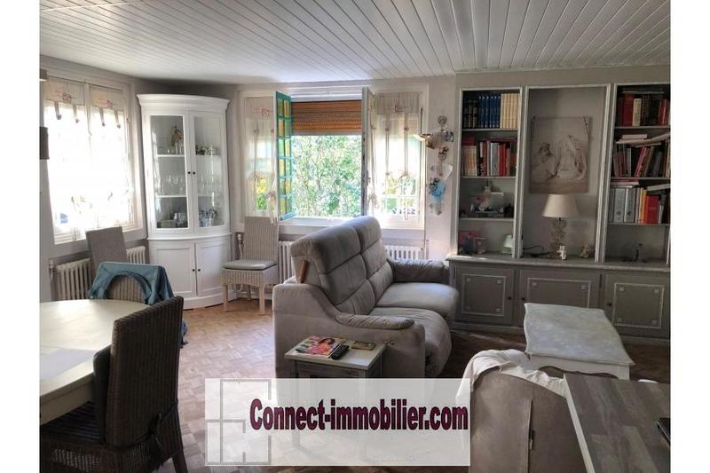 Maison - 300 m² - 10 pièces