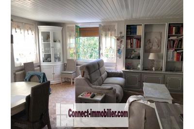 Maison - 300 m² - 10 pièces