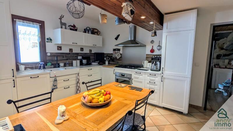 Appartement - 77 m² - 3 pièces