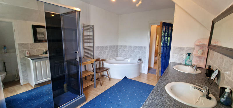 Maison - 110 m² - 5 pièces