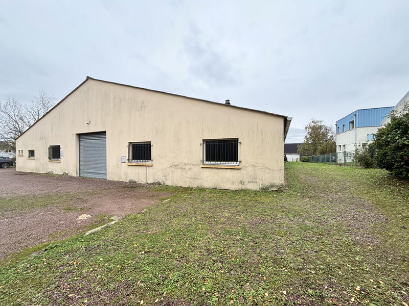 Local d'activités - 285 m² - 5 pièces