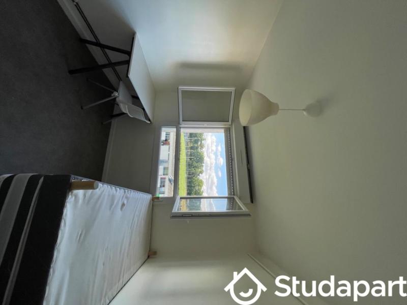 Chambre - 12 m² - 1 pièce