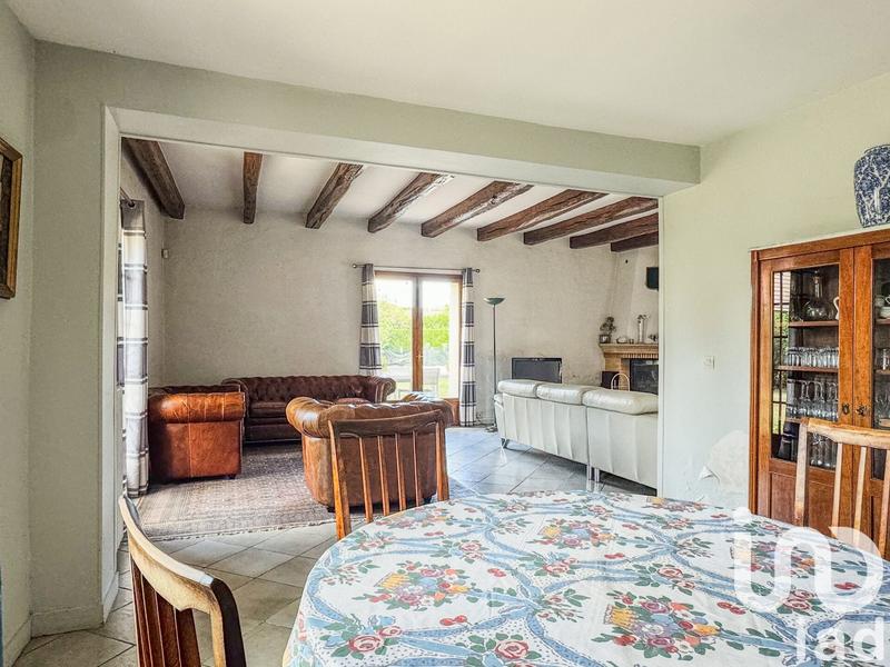 Maison - 217 m² - 8 pièces