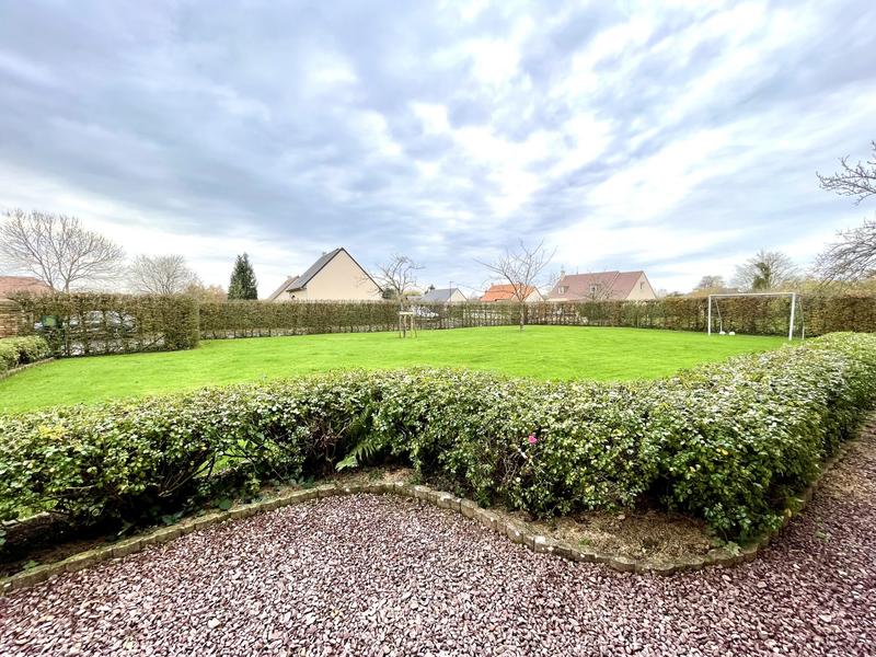 Maison traditionnelle - 123 m² - 6 pièces