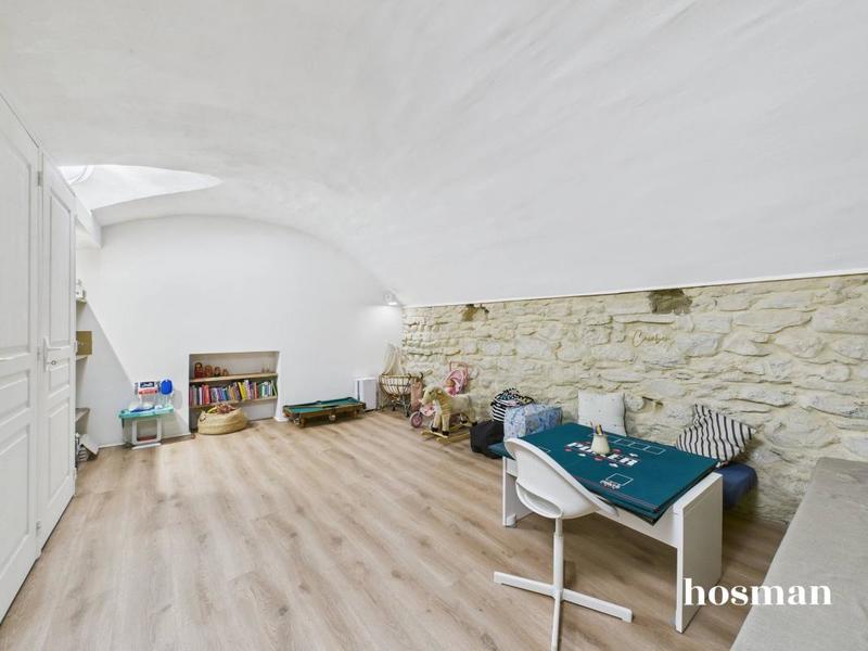 Appartement - 75 m² - 5 pièces