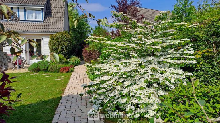 Maison - 110 m² - 5 pièces