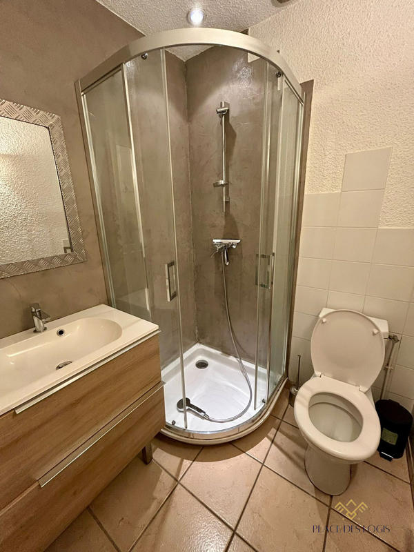 Appartement - 160 m² - 7 pièces