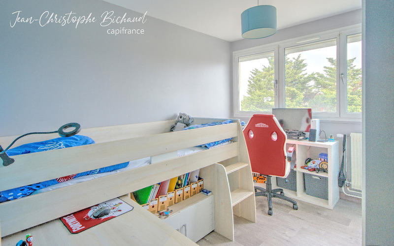 Appartement - 93 m² - 4 pièces