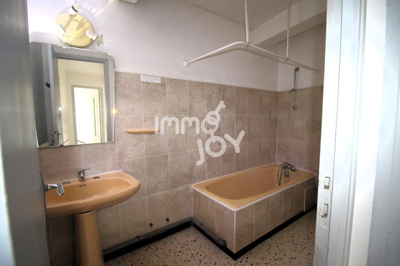 Appartement - 74 m² - 4 pièces