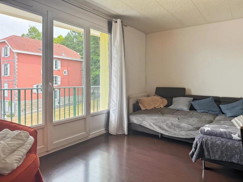 Appartement - 79 m² - 3 pièces