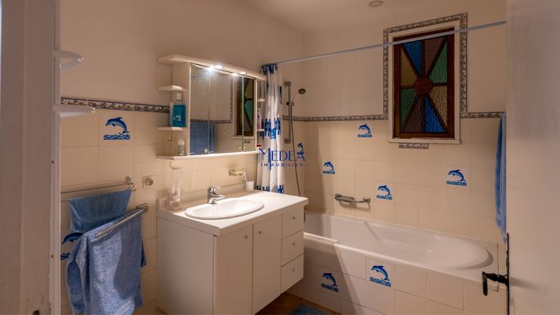 Villa - 128 m² - 8 pièces