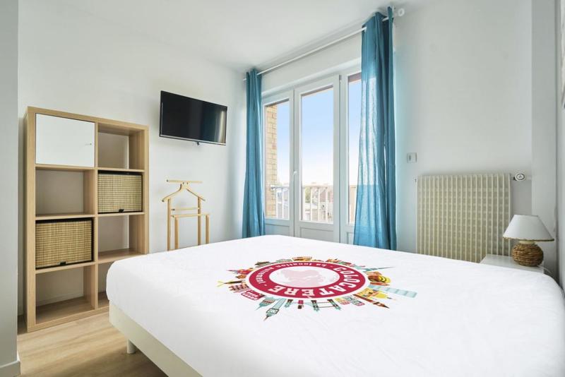 Appartement - 99 m² - 6 pièces