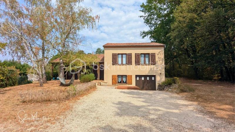 Maison - 122 m² - 6 pièces