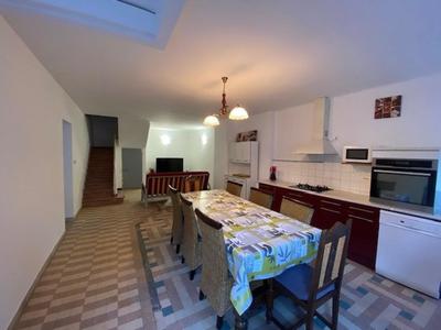 Maison - 121 m² - 5 pièces