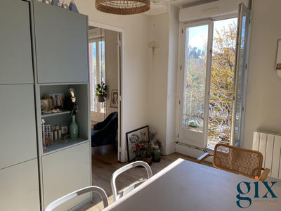 Appartement - 85 m² - 3 pièces