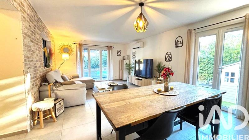 Maison - 101 m² - 4 pièces