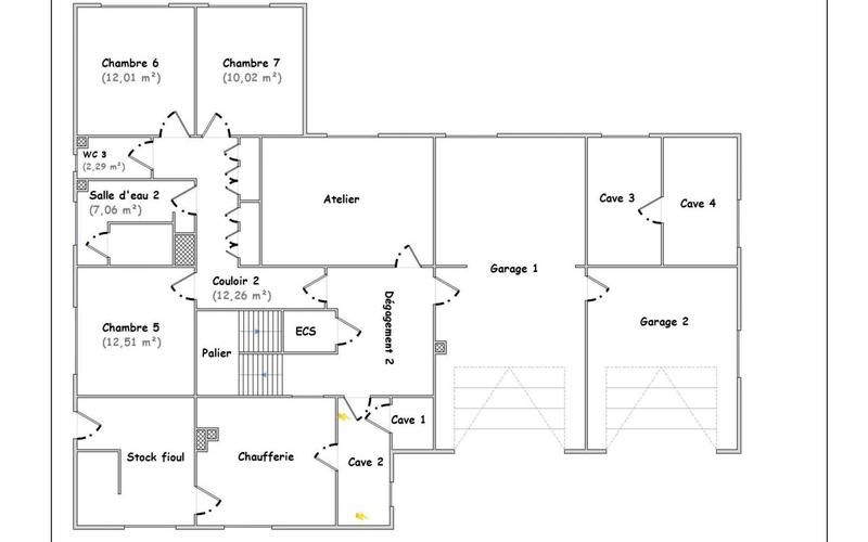 Maison - 234 m² - 7 pièces