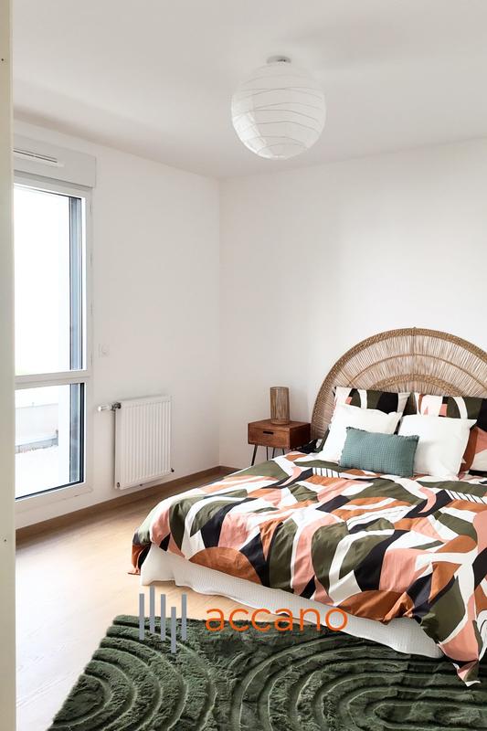 Appartement - 100 m² - 5 pièces