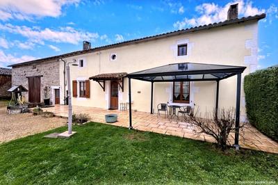 Demeure - 140 m² - 5 pièces