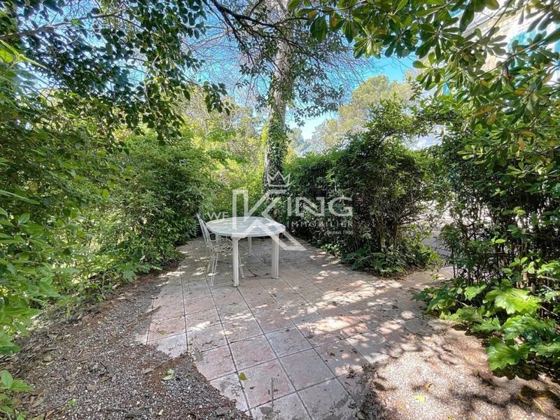 Appartement - 90 m² - 3 pièces