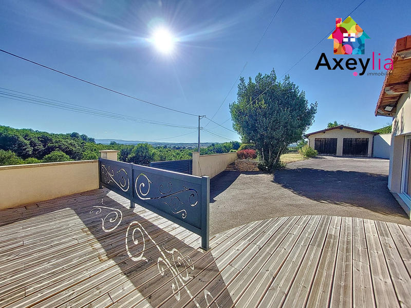 Maison - 158 m² - 6 pièces