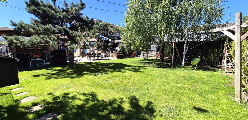 Maison - 161 m² - 7 pièces