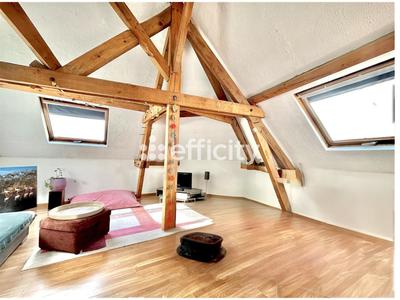 Appartement - 97 m² - 4 pièces