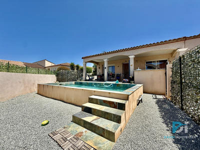 Maison - 90 m² - 4 pièces