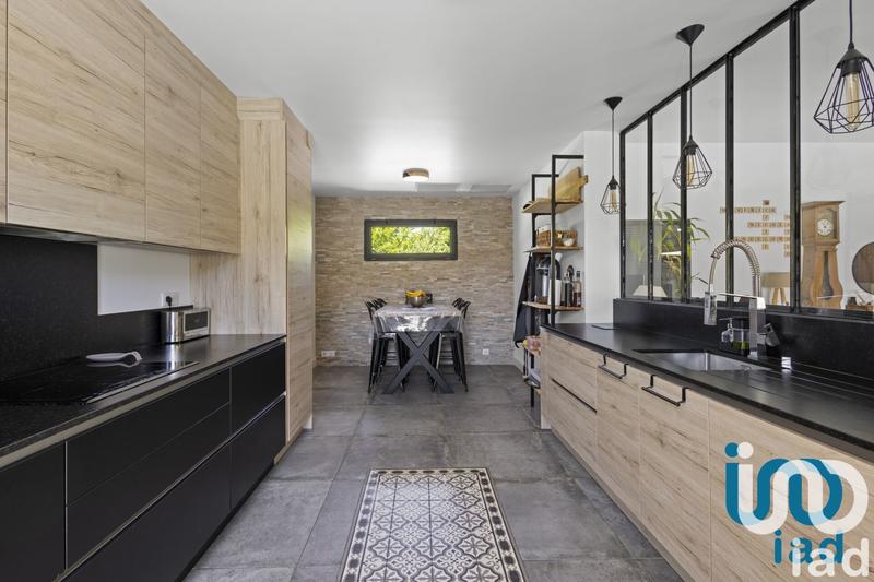 Maison - 160 m² - 6 pièces