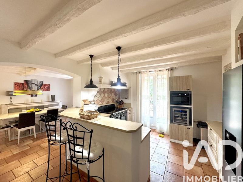 Maison - 162 m² - 6 pièces