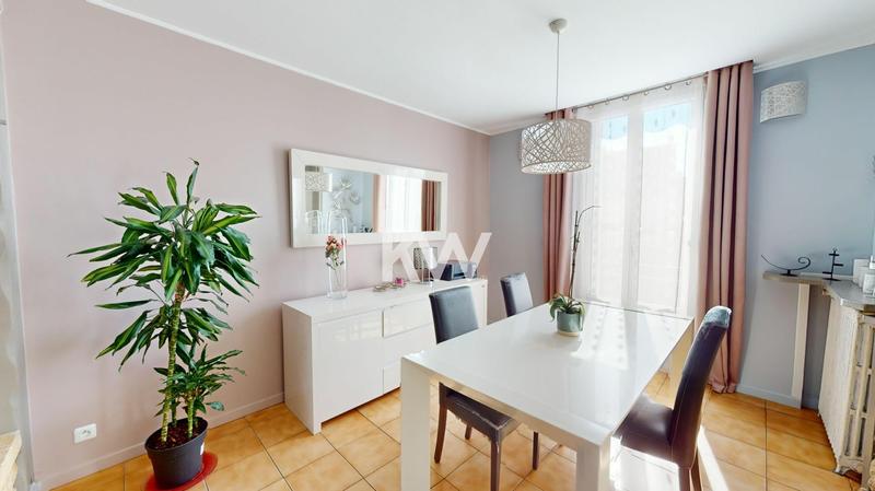 Maison - 120 m² - 6 pièces