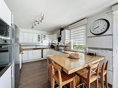 Maison - 117 m² - 6 pièces