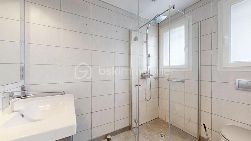 Demeure - 137 m² - 5 pièces