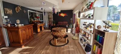 Fonds de commerce - Local d'activité / Entrepôt