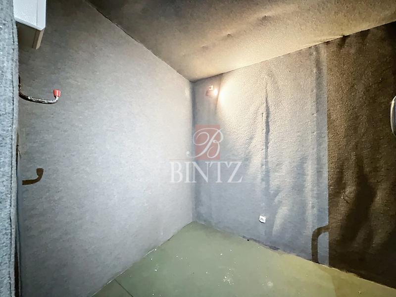 Local commercial - 122 m²