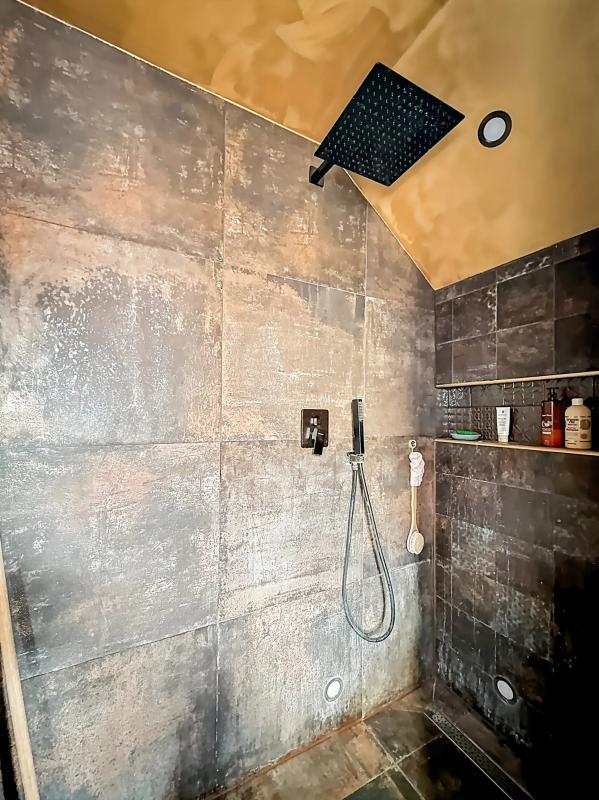 Maison - 220 m² - 4 pièces