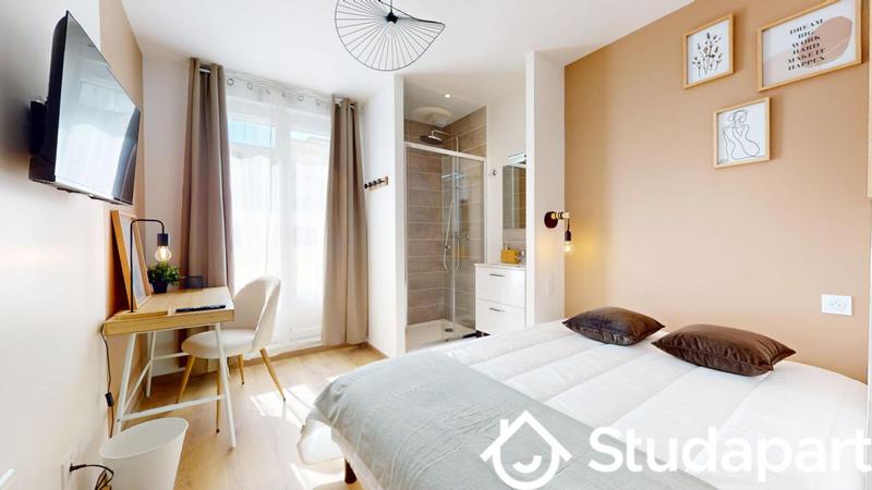 Chambre - 10 m² - 1 pièce