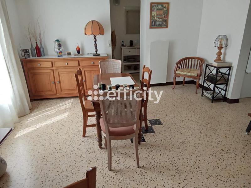 Maison - 89 m² - 5 pièces