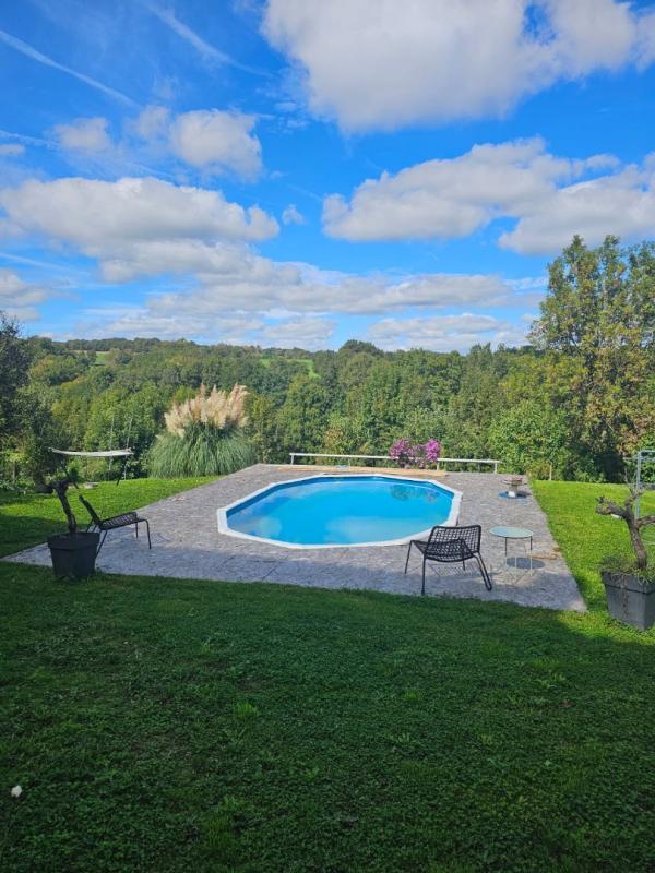 Propriété - 134 m² - 4 pièces