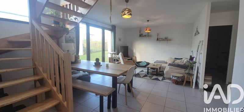 Maison - 90 m² - 4 pièces