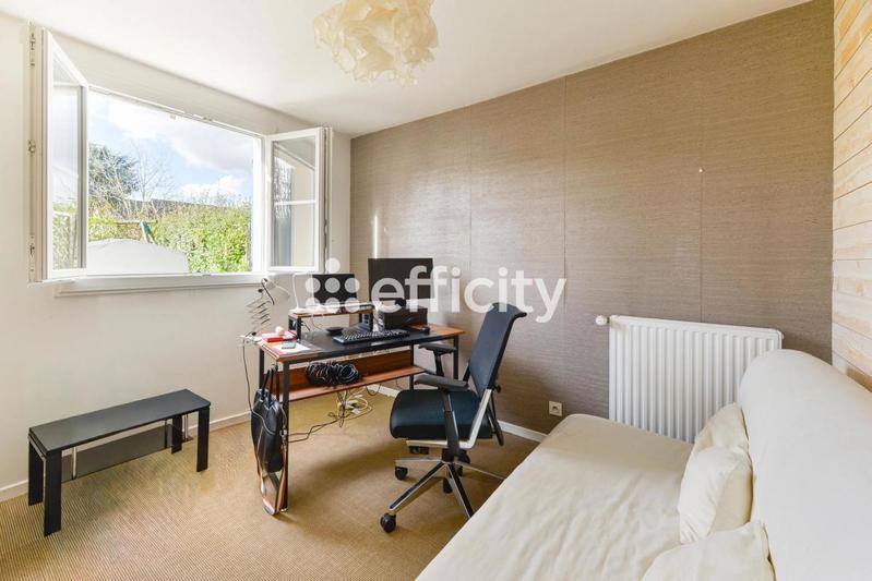 Pavillon - 169 m² - 7 pièces