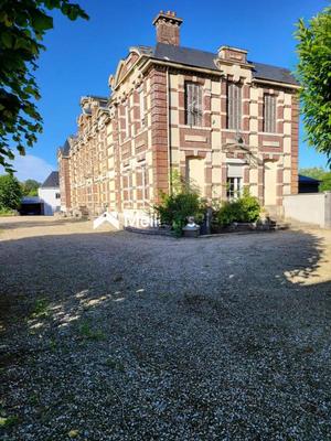 Château - 602 m² - 15 pièces