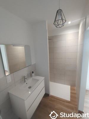 Chambre - 17 m² - 1 pièce